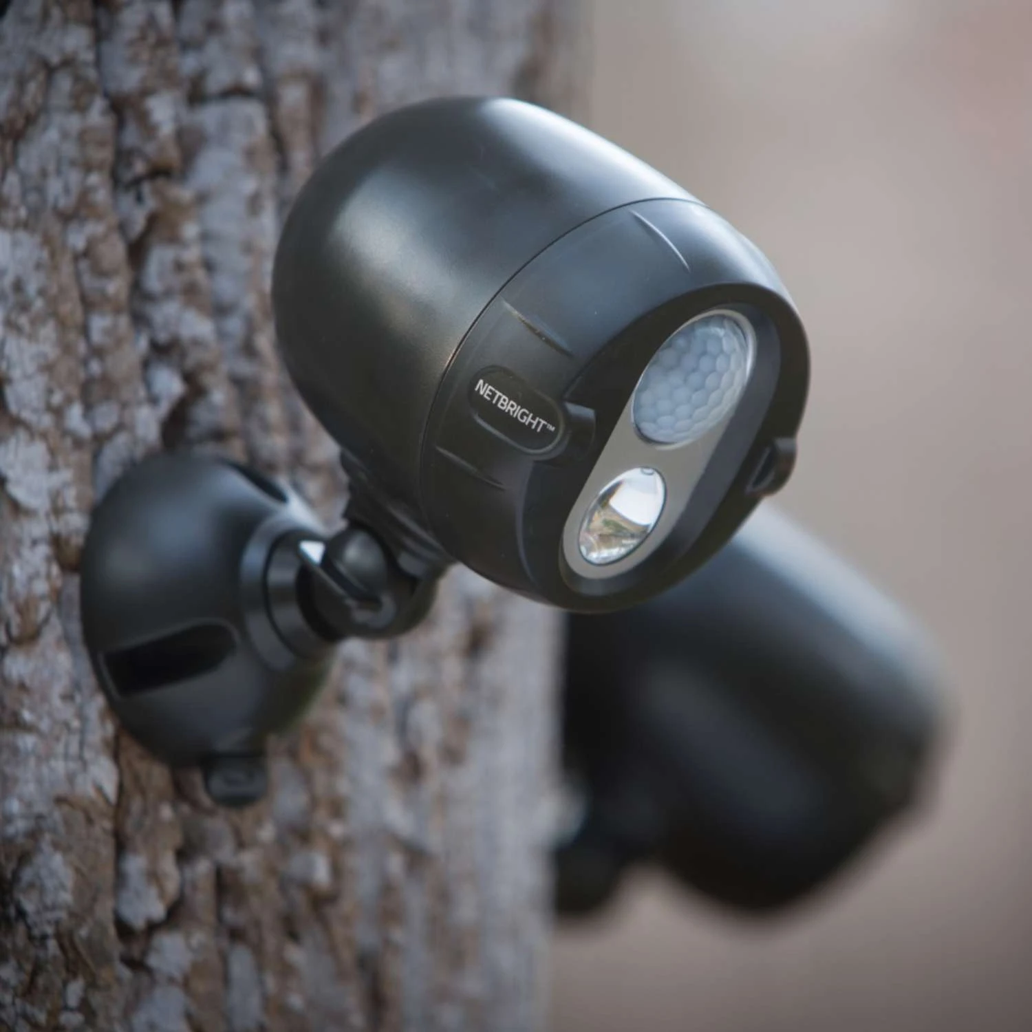 Mr. Beams NetBright Motion-Sensing Battery Powered LED Dark Brown Spotlight - Image 5