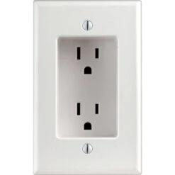 Leviton 15 Amps 125 V Duplex White Outlet 5-15R 1 Pk