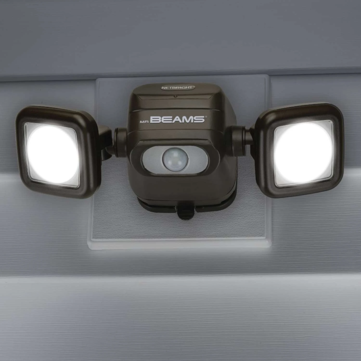 Mr. Beams High Performance Motion-Sensing Battery Powered LED Dark Brown Spotlight - Image 3