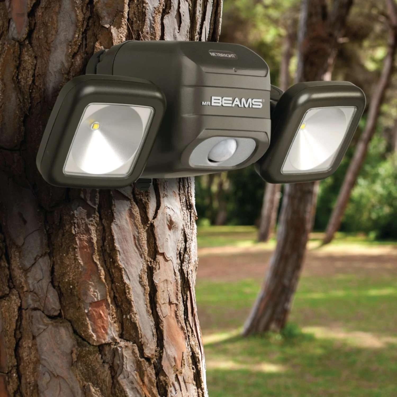 Mr. Beams High Performance Motion-Sensing Battery Powered LED Dark Brown Spotlight - Image 6