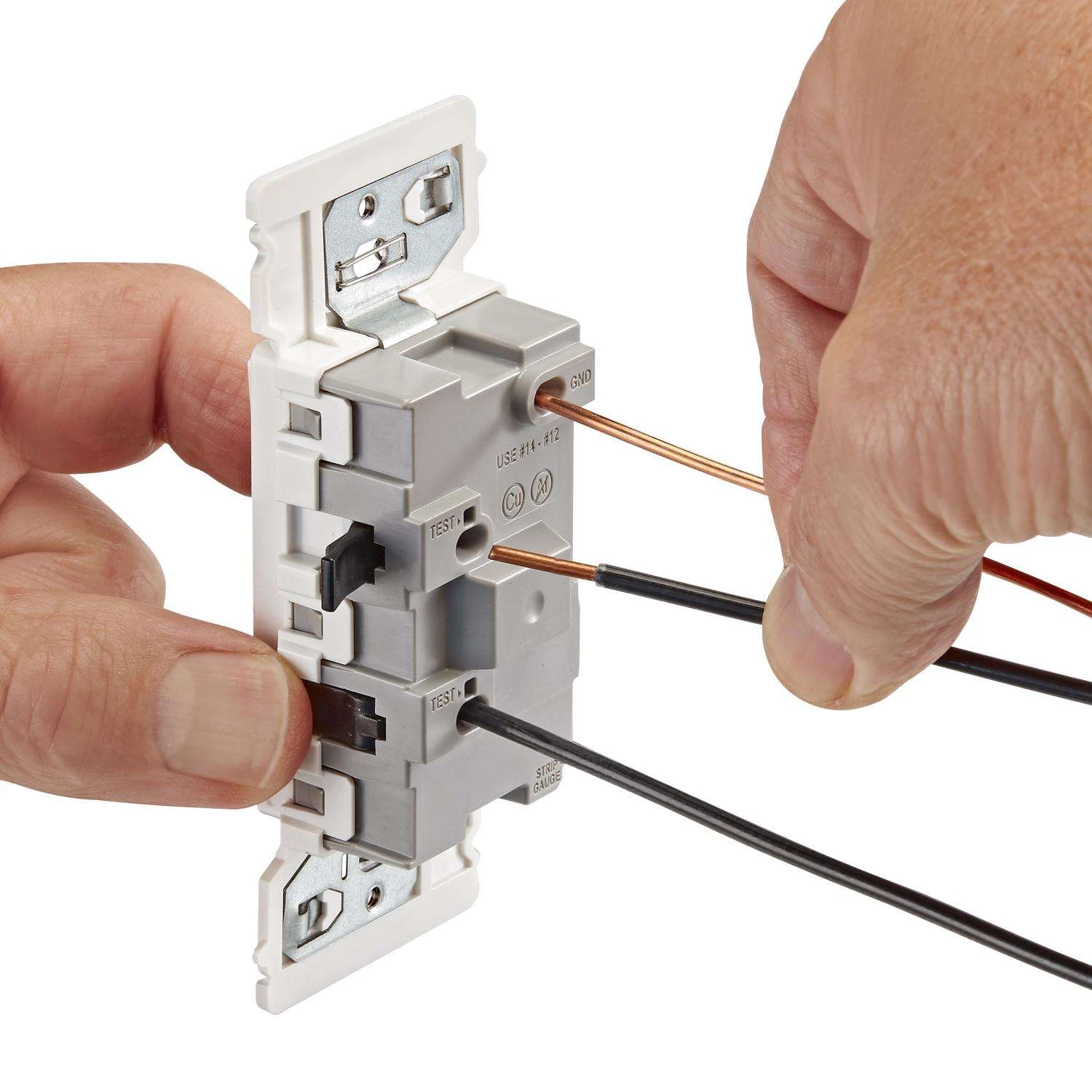 Leviton Decora Edge 15 Amps Single Pole Rocker Switch White 10 Pk - Image 6