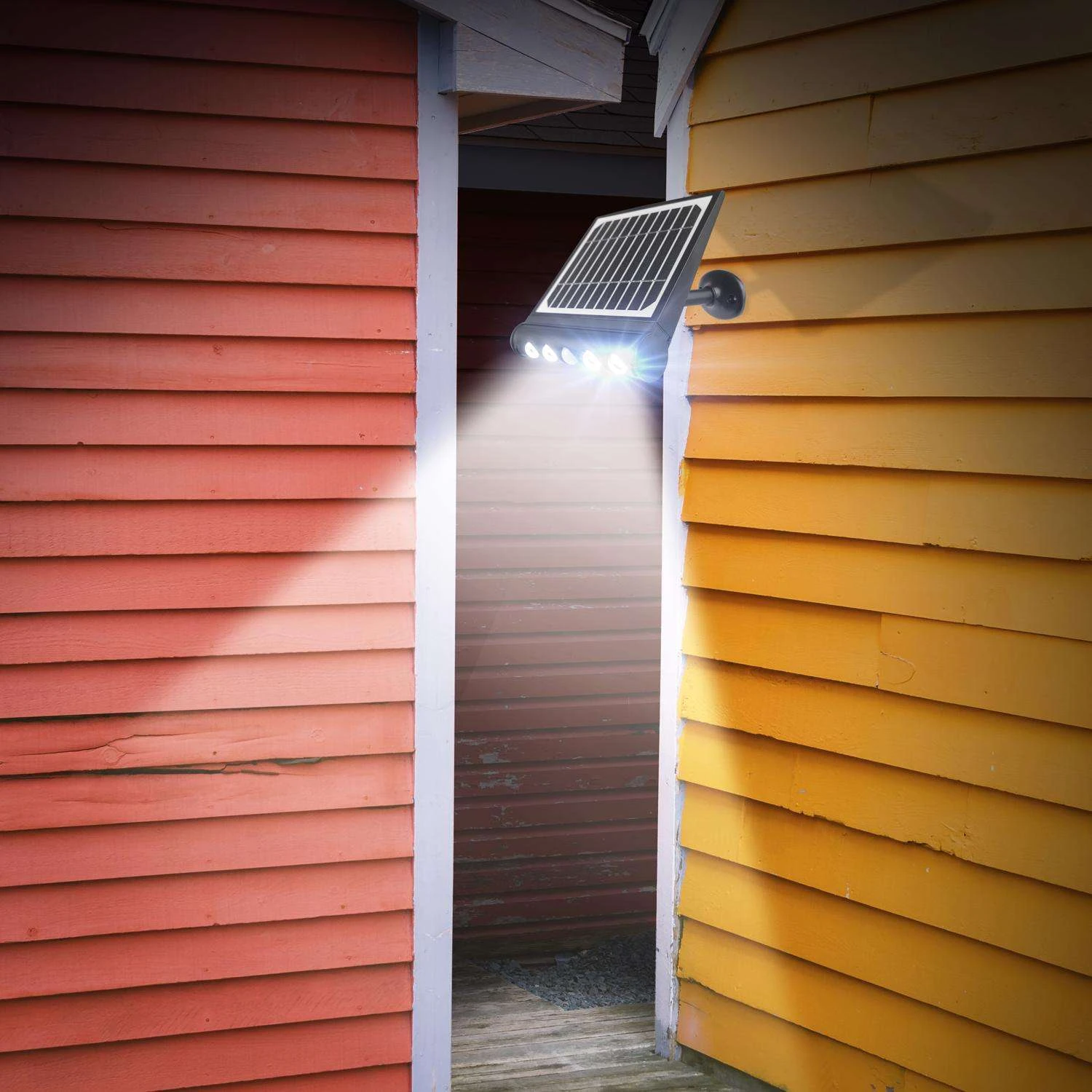 Wagan Tech Black Motion-Sensing LED Solar Wall Light - Image 5