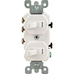 Leviton 15 Amps Single Pole Or 3-way Rocker Duplex Combination Switch White 1 Pk