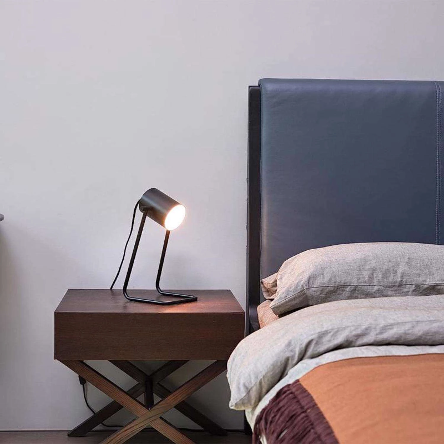 Globe Electric Sahara 14 In. Matte Black Desk Lamp - Image 8