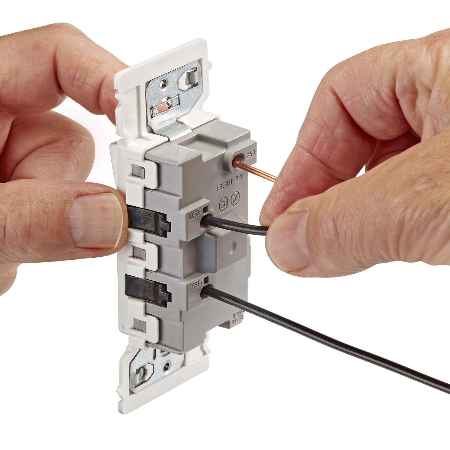 Leviton Decora Edge 15 Amps Single Pole Rocker Switch White 10 Pk - Image 7