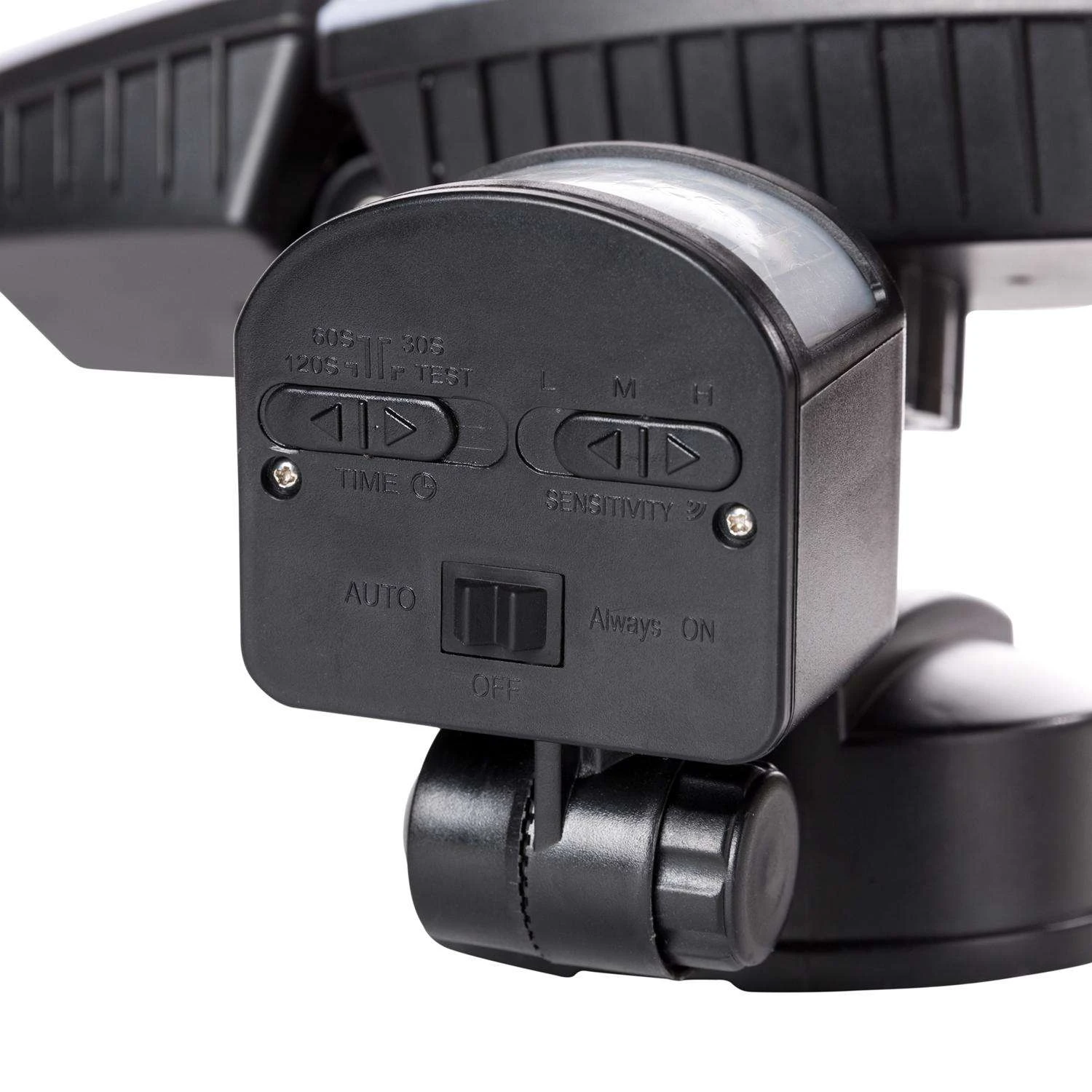 Glitzhome Dusk To Dawn Solar Powered LED White Security Floodlight - Image 5