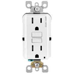 Leviton SmartlockPro 15 Amps 125 V Duplex White Outlet 5-15R 1 Pk