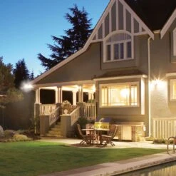 Halo Dusk To Dawn Hardwired LED White Floodlight