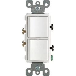 Leviton Decora 15 Amps Single Pole Combination AC Quiet Switch White 1 Pk