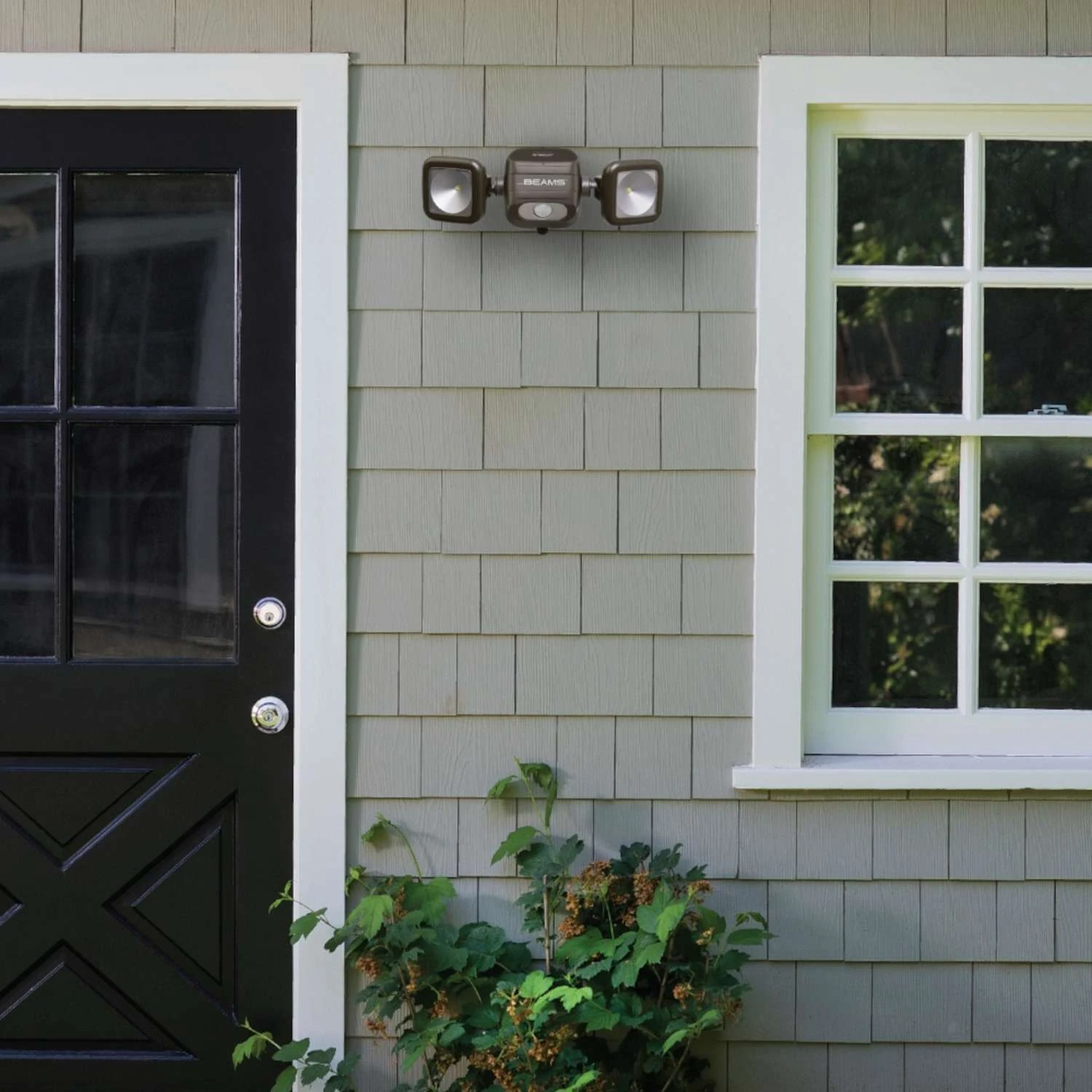 Mr. Beams High Performance Motion-Sensing Battery Powered LED Dark Brown Spotlight - Image 7